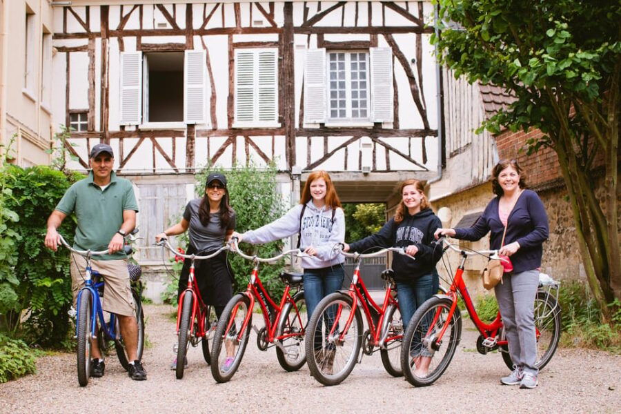 Private Monet Gardens & Giverny Bike Tour With Picnic Stop - Overview of the Tour