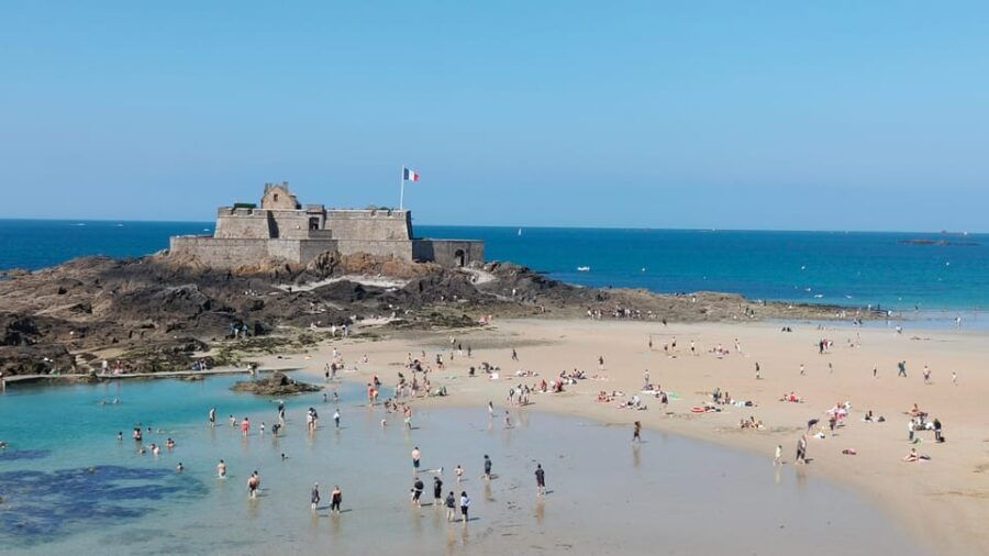 Saint-Malo: Private Guided Tour of the Historic Walled City - Discovering the Charm of Saint-Malo