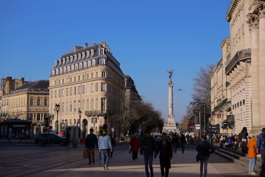 The Essential in Bordeaux, Private Tour With a Local - Bordeaux at a Glance