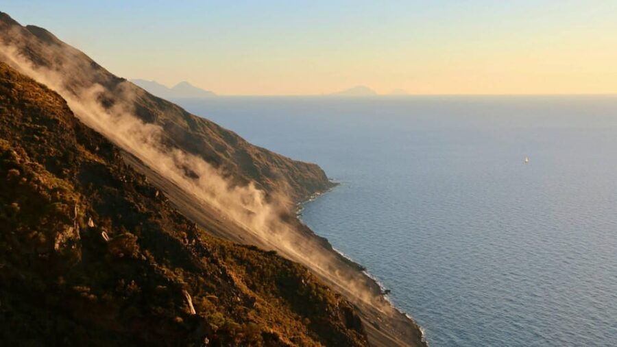 Aeolian Islands Mini Cruise With Stromboli by Night - Overview of the Mini Cruise Experience