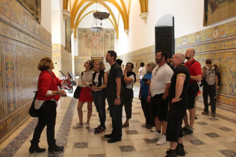 Alcázar Guided Tour & Rooftop Tour