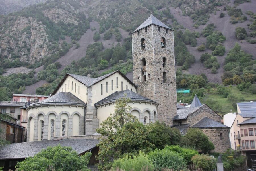 Andorra La Vella: Private Tour of Old Town & Commercial Hub - Explore Església De Sant Esteve
