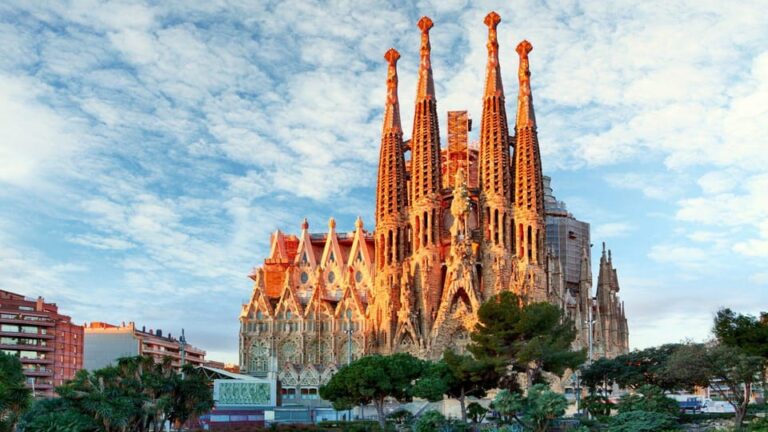 Barcelona by Heart: A Romantic Walk Through Time