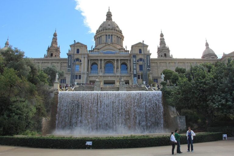 Barcelona: Electric Bike Tour to Montjuic + Relaxing Sailboat Ride