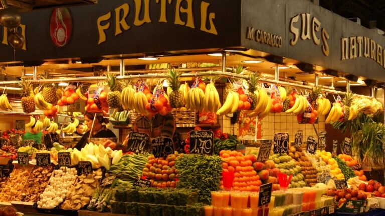 Barcelona: Exclusive Mercat De La Boqueria Walking Tour