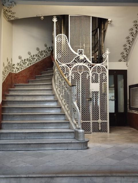 Barcelona: Golden Age of Architecture Walking Tour