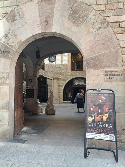 Barcelona: Guitar Trio & Flamenco Dance @Pignatelli Castle