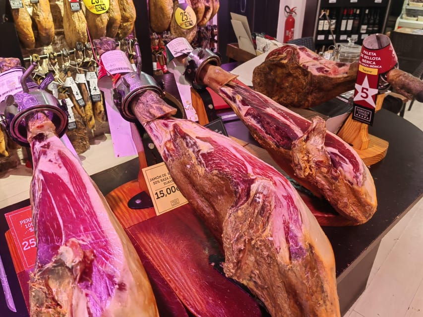 Barcelona: Local Market & Street Food Walking Tour - Exploring La Boqueria: One of Europes Oldest Markets