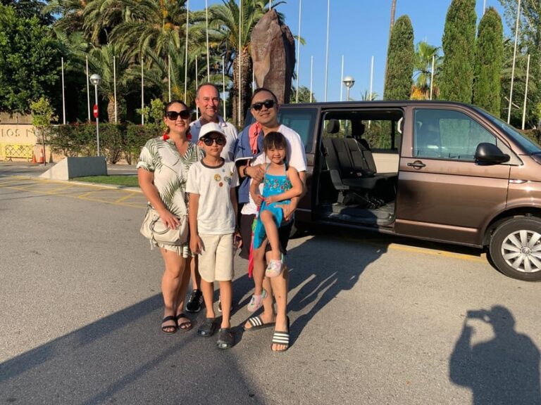 Barcelona Private Highlights Tour With Sagrada Familia