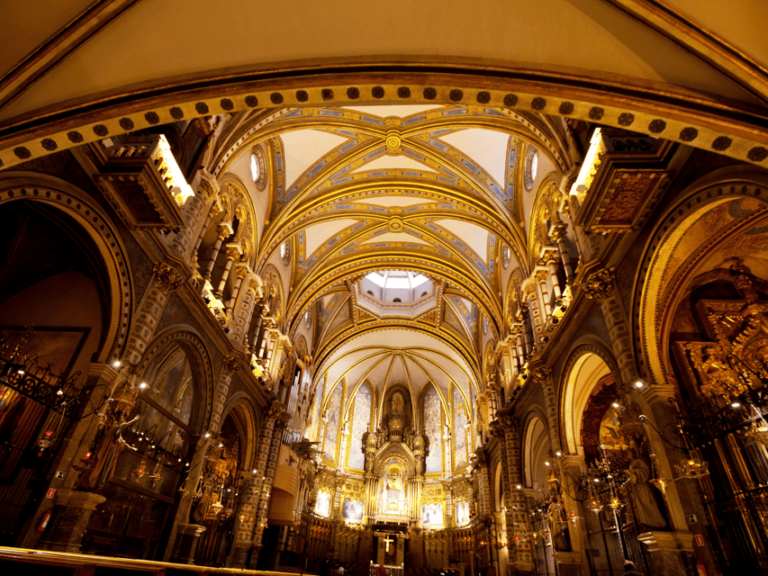 Barcelona: Private Tour of Andorra and Montserrat