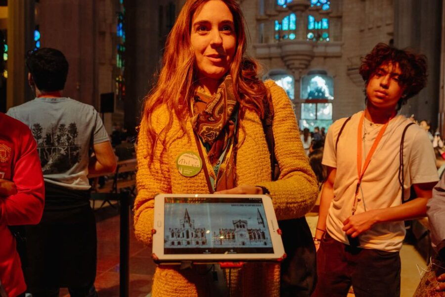 Barcelona: Sagrada Familia Tour W/Skip-The-Line Entry Ticket - Tour Overview and Pricing
