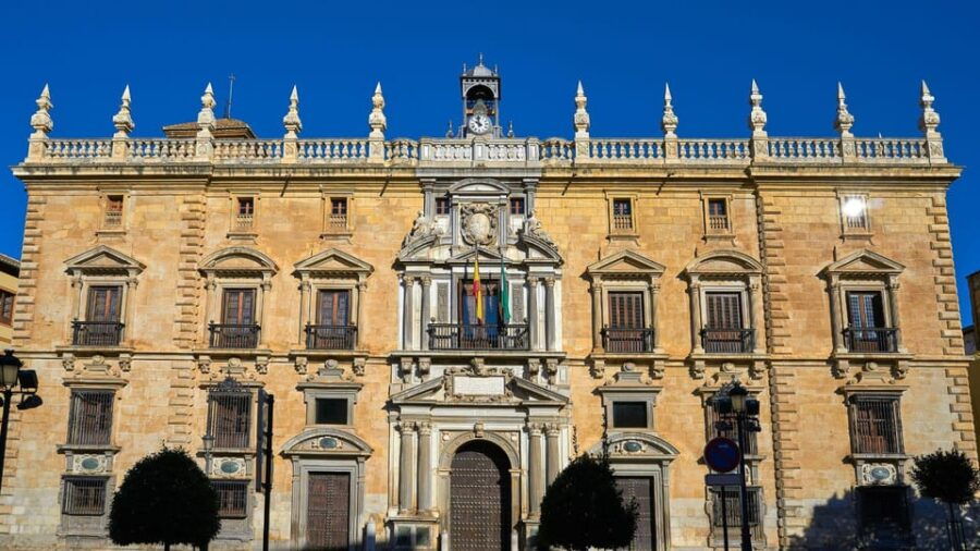 Best of Granada: Private Walking Tour With a Local - Exploring Granada Like a Local