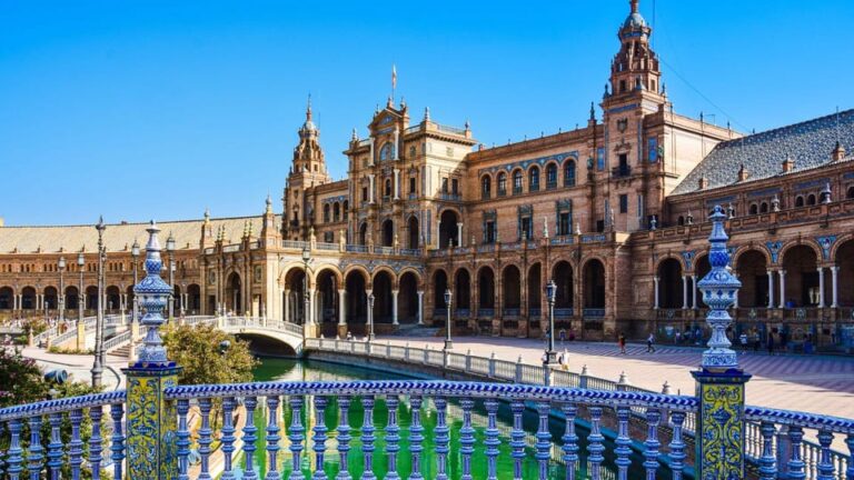 Best of Seville: Private Walking Tour With Local