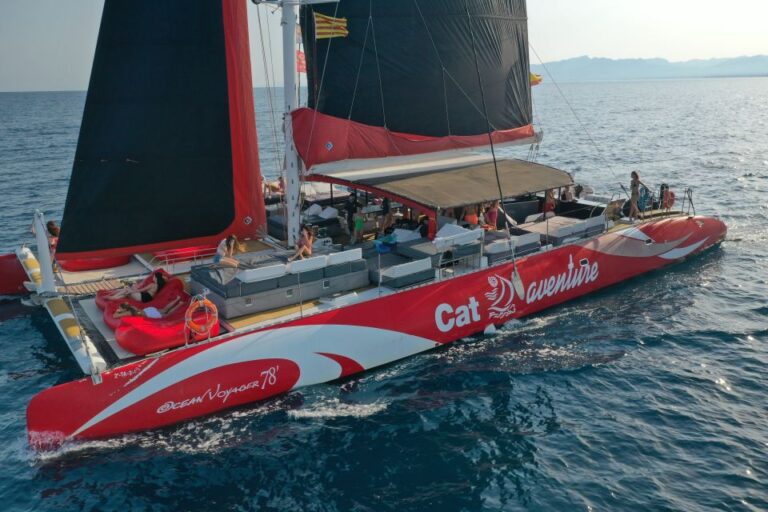 Cambrils: Catamaran Cruise With Drinks and BBQ Lunch Option