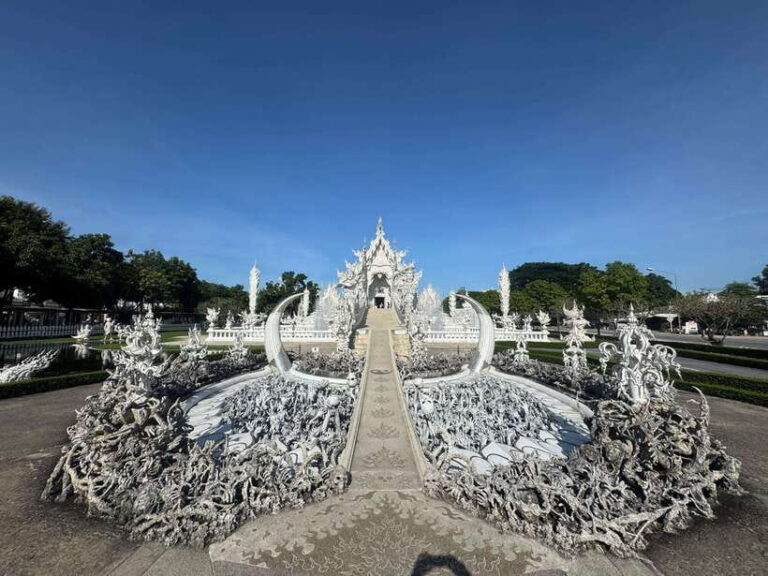 Chiang Rai: Private Tour – Customizable Trip | Car & Driver