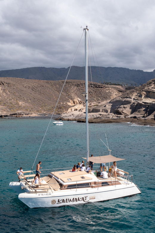 Costa Adeje: Catamaran Tour, Snorkelling, Snacks & Drinks