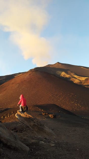 Etna: Jeep and Trekking Excursion Suitable for All.Free Shoes and Jacket