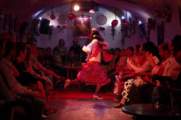 Flamenco Show: Zambra in Cuevas Del Sacromonte