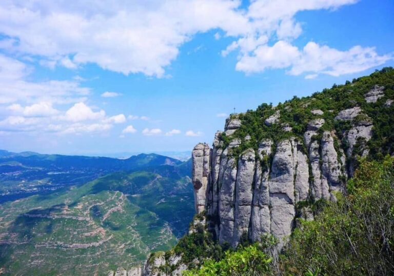 From Barcelona: Train Route and Cable Car to Montserrat