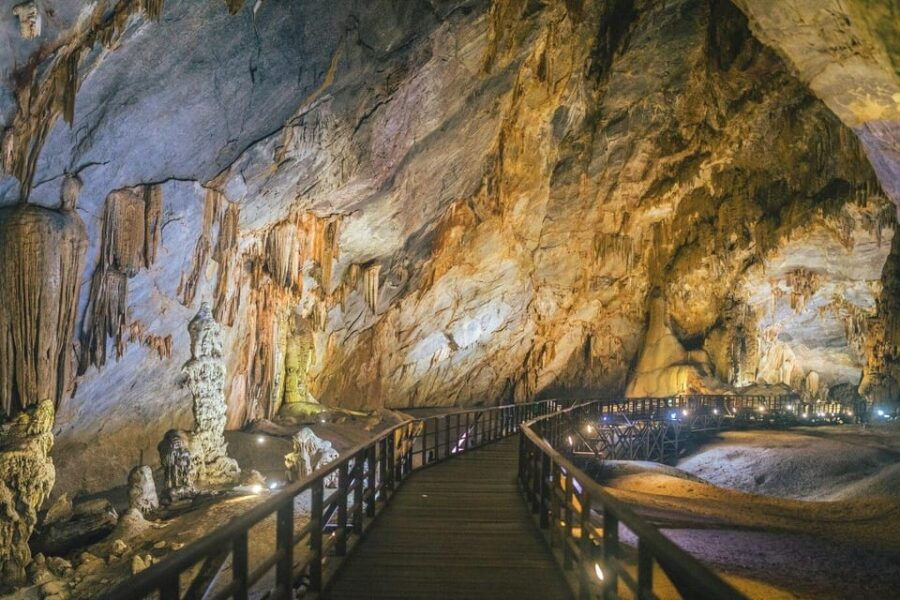 From Granada: Nerja and Frigiliana Private Day Tour - Exploring Nerja Caves