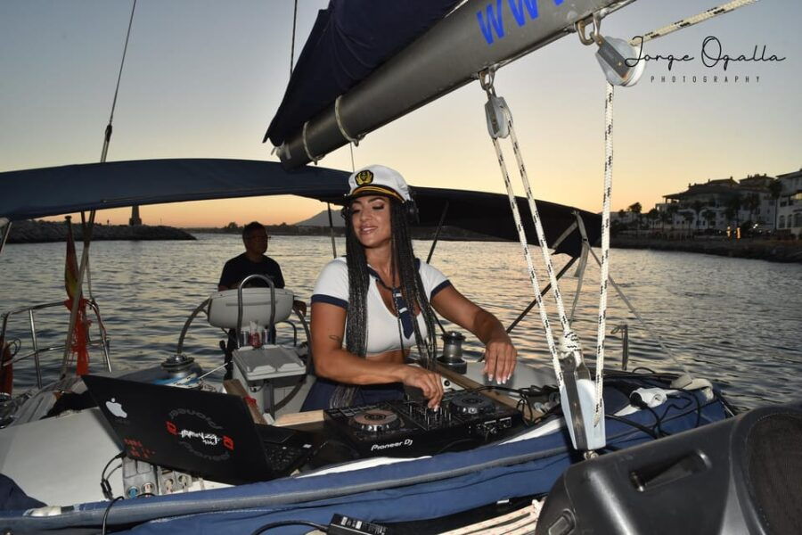 From Marbella: Private and Group Sailboat Cruise & Drinks - Cruise Overview
