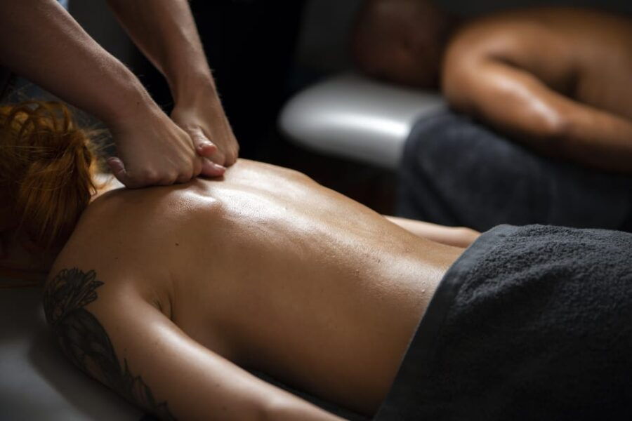 Granada: 50 Minute Couples Massage - Activity Overview