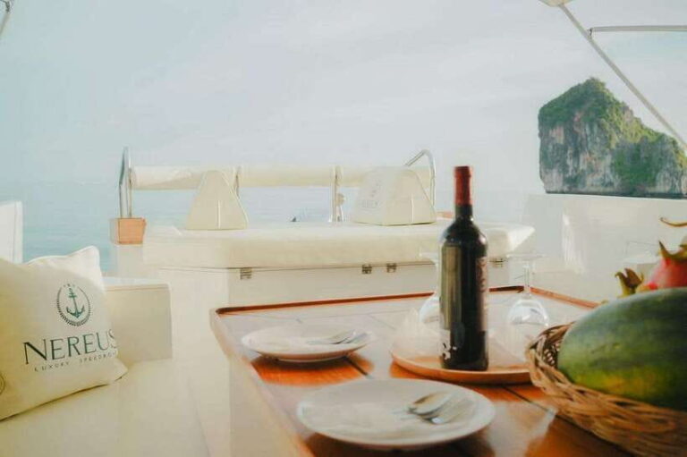 Hong Islands & 4 Islands Private Trip By Luxury Speed Boat