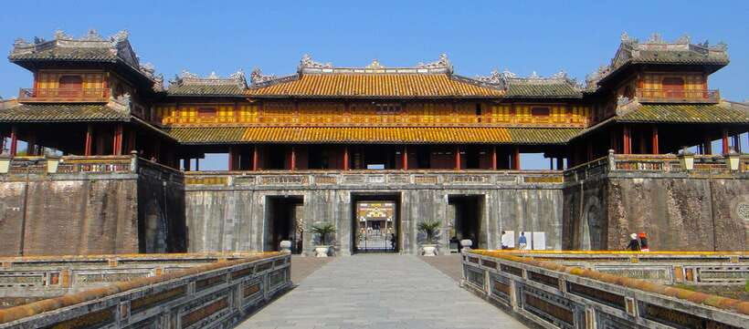 Hue Walking Tour to Imperial City and Dong Ba Market - Tour Overview