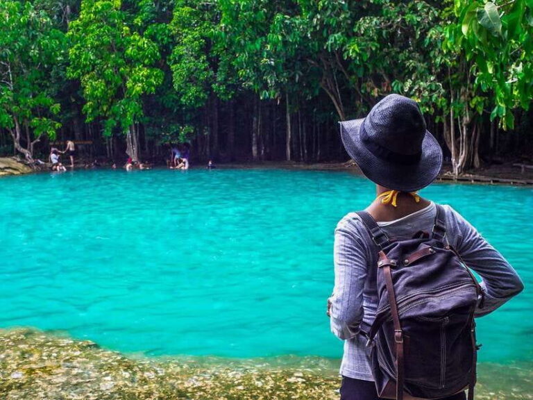 Krabi: Klongtom Hot Spring, Emerald Pool and Tiger Cave Tour