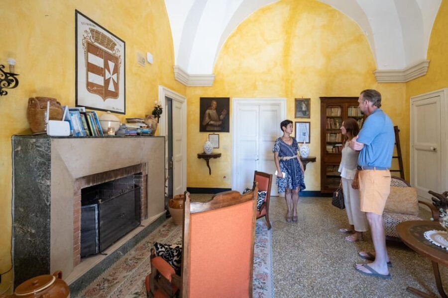 Lecce: Golden Vine Escape - Sunset Picnic & Wine Tasting - Experience Overview