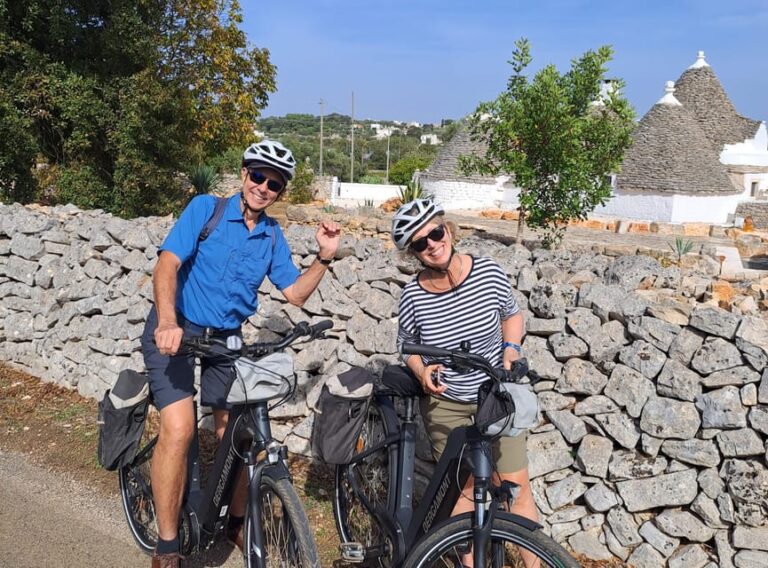 Locorotondo and Cisternino: E-Bike Tour With Ice Cream