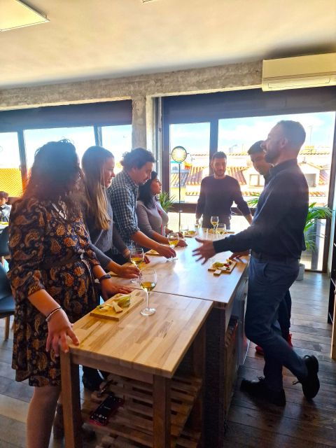 Madrid: Cheese Tasting With Wine Pairing.