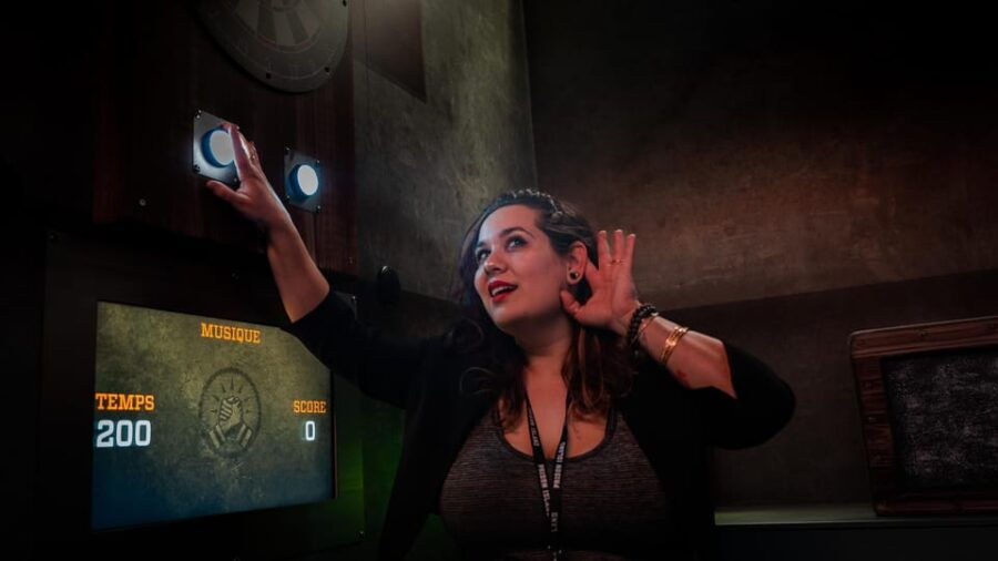 Madrid: Prison Island Giant Indoor Escape Game Entry Ticket - Game Features and Highlights