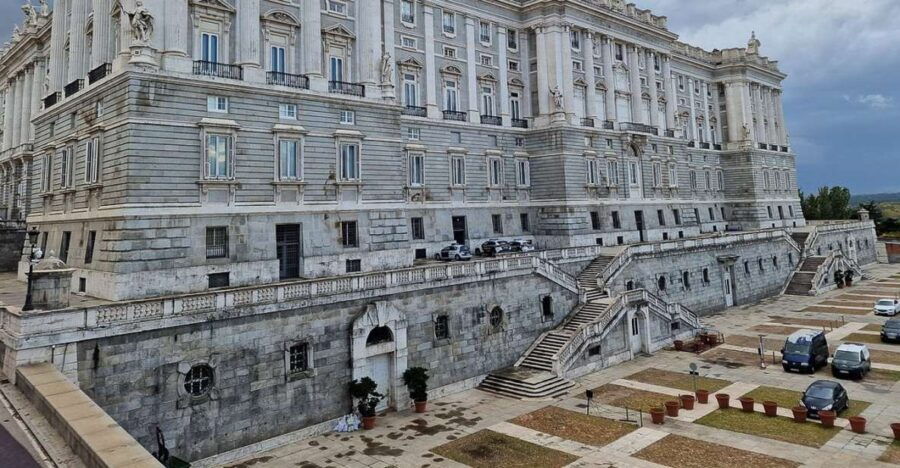 Madrid Private Tour: Royal Palace & Cathedral & Old City - Pricing