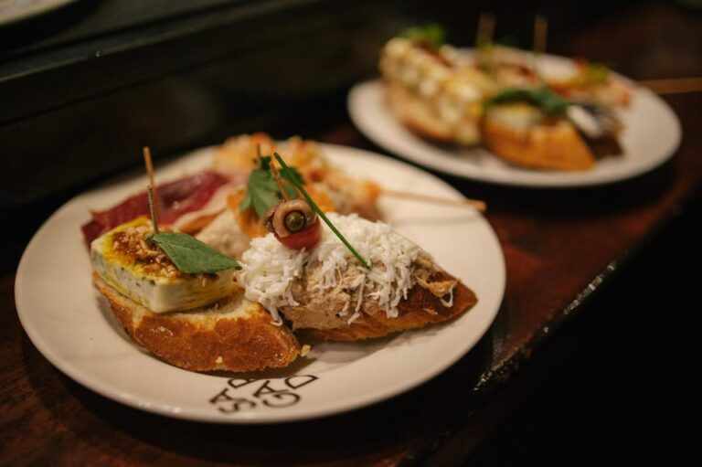 Madrid: Tapas Dinner Party Food Tour With Guide
