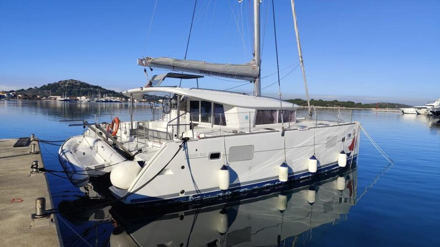 Mallorca: Catamaran Boat Tour With Tapas - Tour Overview and Pricing