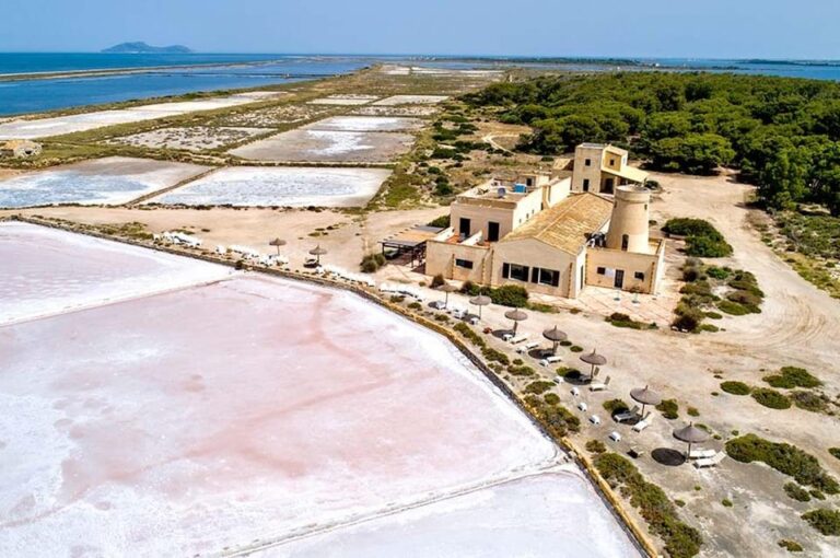 Marsala: Wellness in the Pink Salt Pans With Dinner