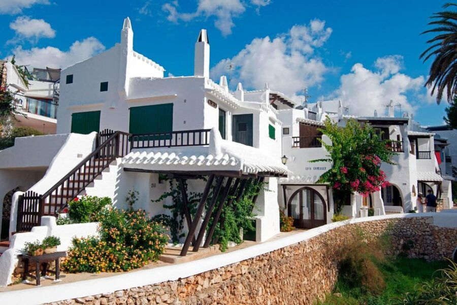 Menorca: Minibus Tour With Wine and Cheese Tasting - Discover Menorcas Highlights