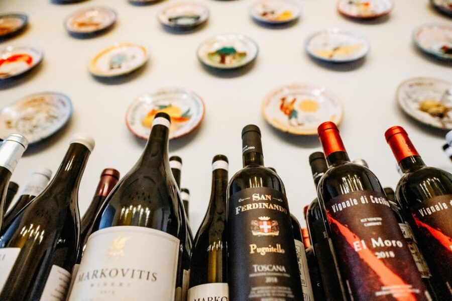 Milan: Fun Wine Tasting With an Italian Sommelier - Experience Overview