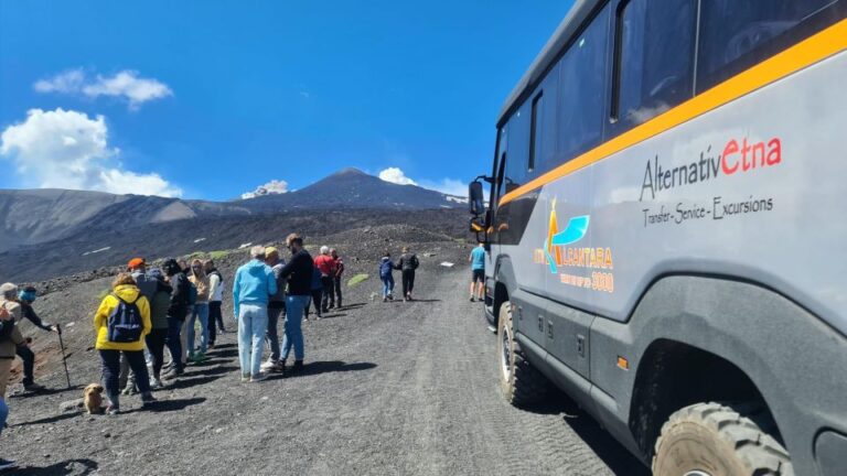 Mount Etna: Ascent to 2800m by 4×4