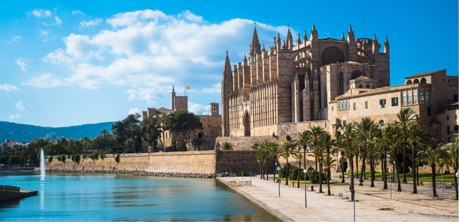 Palma De Mallorca: Small-Group Tour & Fast-Track Cathedral - Tour Overview