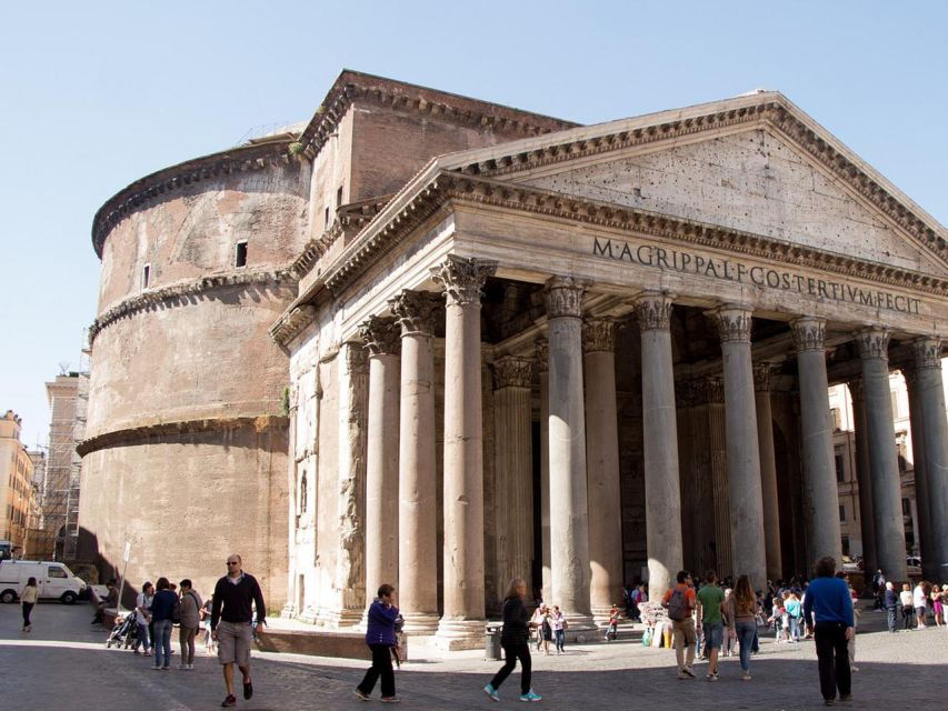 Pantheon Tour: Dome, Ancient Art and Raphaels Resting Place - Roman Engineering Marvels