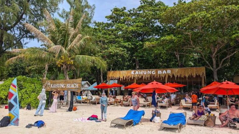 Phuket: Private Longtail Boat to Koh Hey (Coral Island)