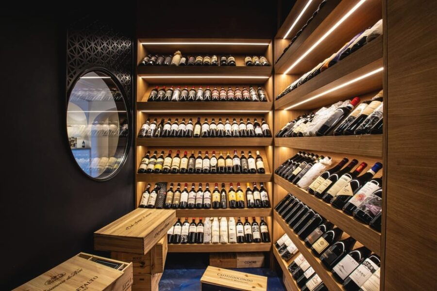 Positano: a Journey Through Local Wines - The Charm of Positanos Wine Scene