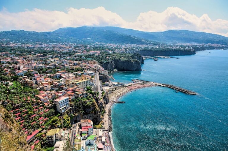 Positano Sorrento Pompei Tour From Naples