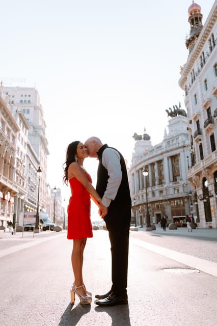 Private Professional Vacation Photoshoot in Madrid - Overview and Pricing