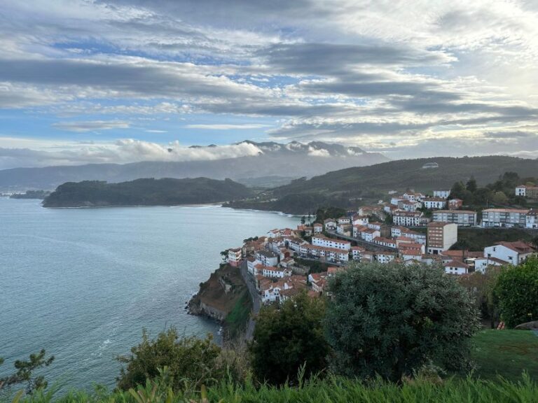 Private Tour From Oviedo to Covadonga and Europe Peaks Lakes