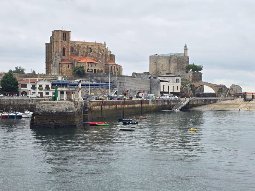 Private Visit to Castro Urdiales: the Great Fishing Village - Overview of Castro Urdiales