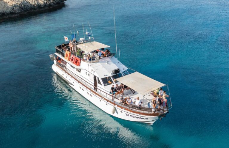Protaras: 80S and 90S Sunset Cruise With Cypriot Dinner & DJ