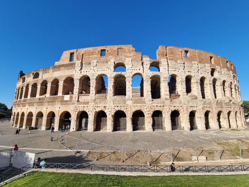 Rome: Colosseum, Palatine Hill and Roman Forum Guider Tour - Tour Overview and Pricing